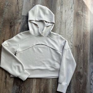 Lululemon Get Centred Crop Hoodie
White Opal (Cream Ivory Bone Color) 
Size 4